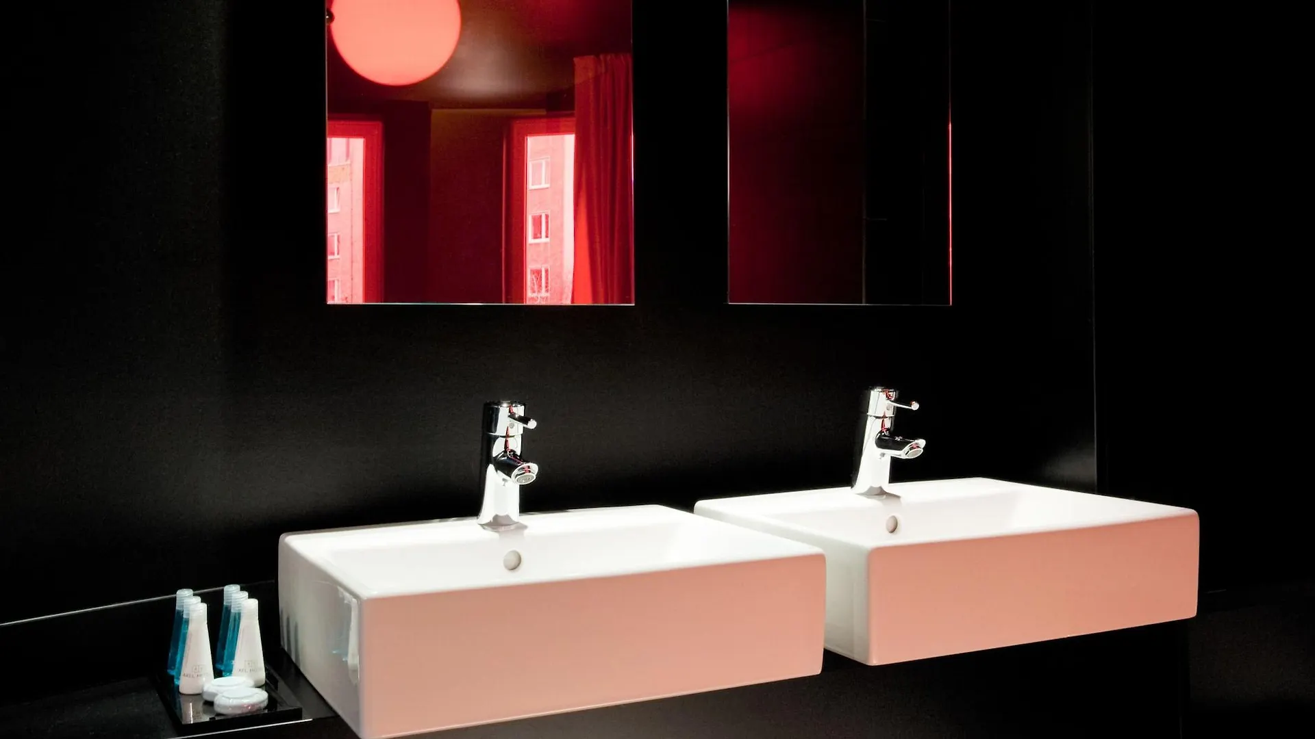 Axel Hotel Berlin - Adults Only